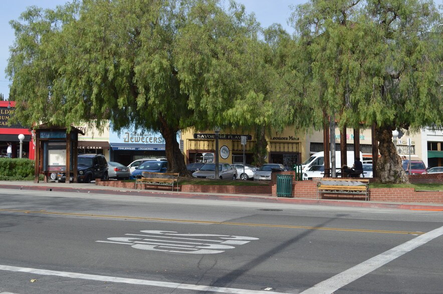 More Photos Of 82 W Sierra Madre Blvd, Sierra Madre Storefront Retail Office For Sale