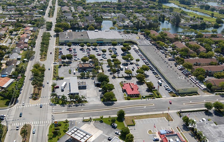 More Photos Of 15000-15154 SW 72nd St, Miami Storefront For Lease
