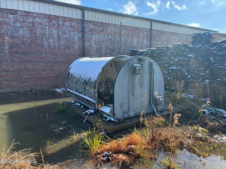 More Photos Of 141 Knobbs Creek Dr, Elizabeth City Industrial For Sale
