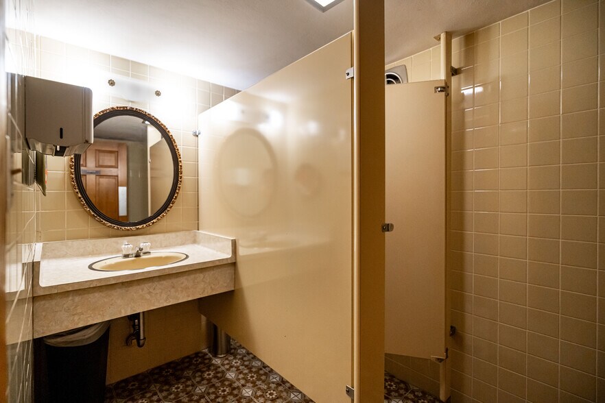 More Photos Of 3701 E Layton Ave, Cudahy Storefront Retail Residential For Sale