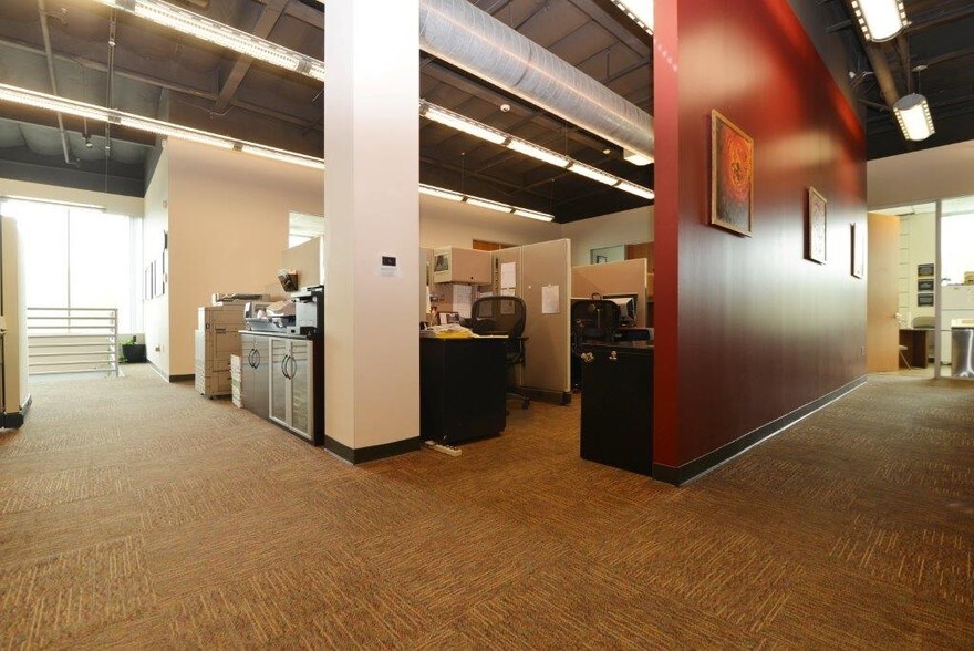 More Photos Of 8871 Research Dr, Irvine Loft Creative Space For Sale