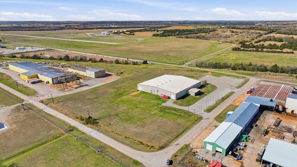 More Photos Of 500 E 19th St, Cushing Industrial For Lease