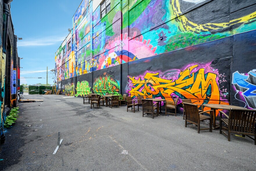 More Photos Of 86-90 Forrest St, Jersey City Warehouse For Lease