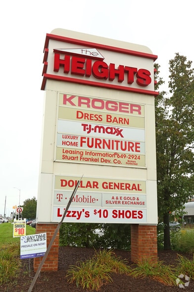 More Photos Of 26300-26650 Ford Rd, Dearborn Heights Unknown For Lease