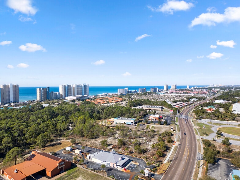 More Photos Of 10031 Hutchison Blvd, Panama City Beach Restaurant For Sale