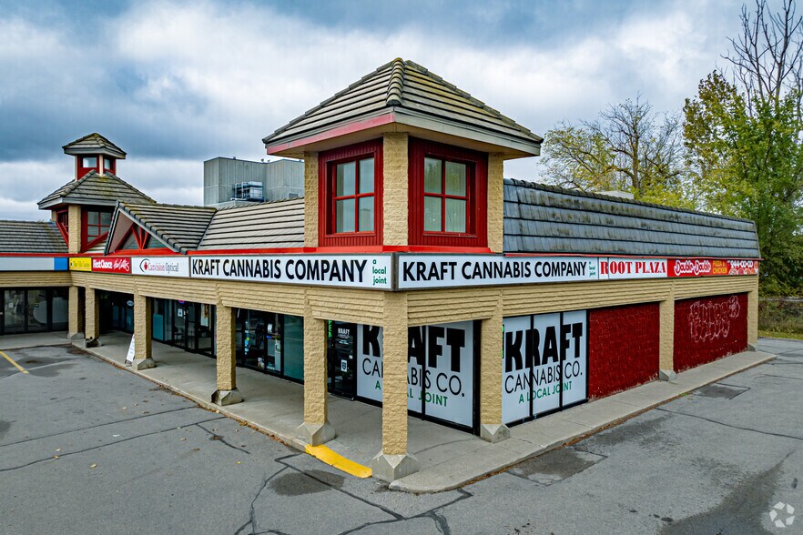 Primary Photo Of 666 Woolwich St, Guelph Freestanding For Lease