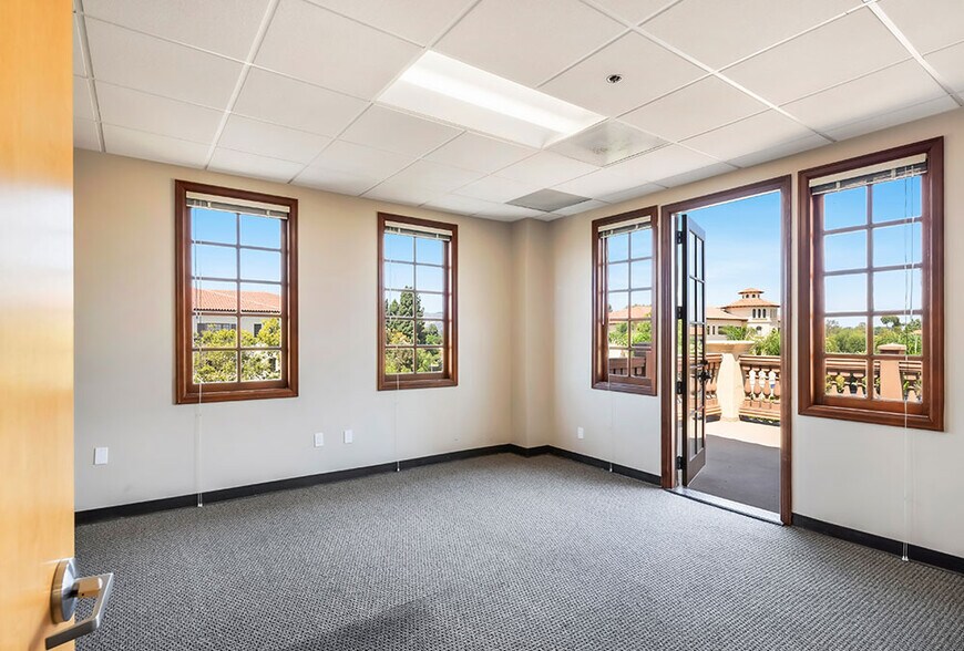 More Photos Of , Camarillo Office For Sale