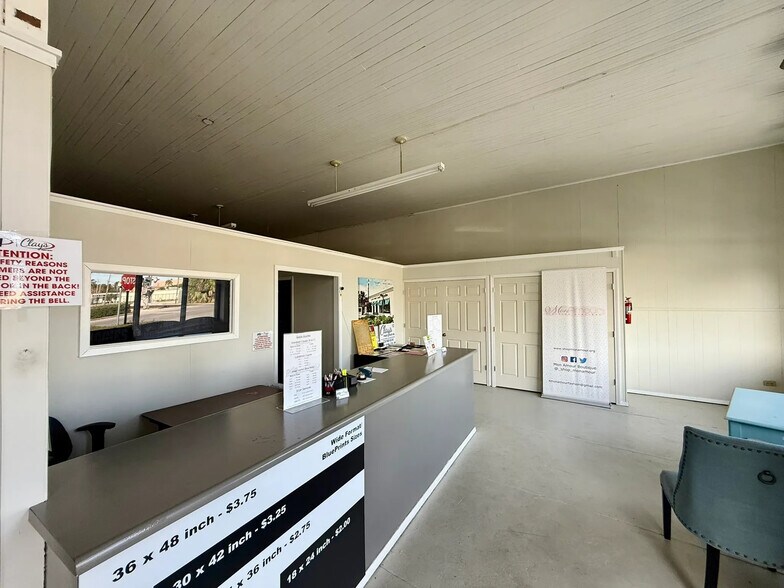 More Photos Of 1513 24th Ave, Gulfport Office For Sale