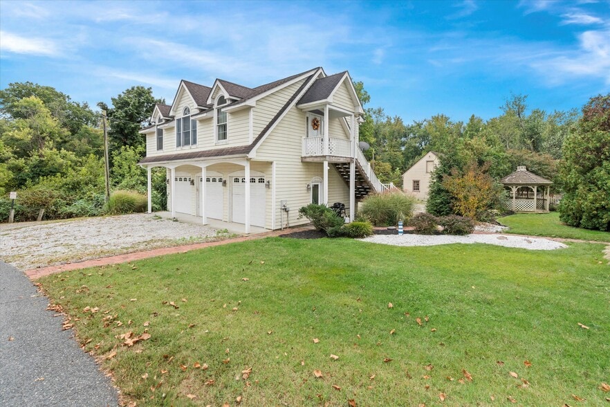 More Photos Of 300 Bohemia Ave, Chesapeake City Hospitality For Sale