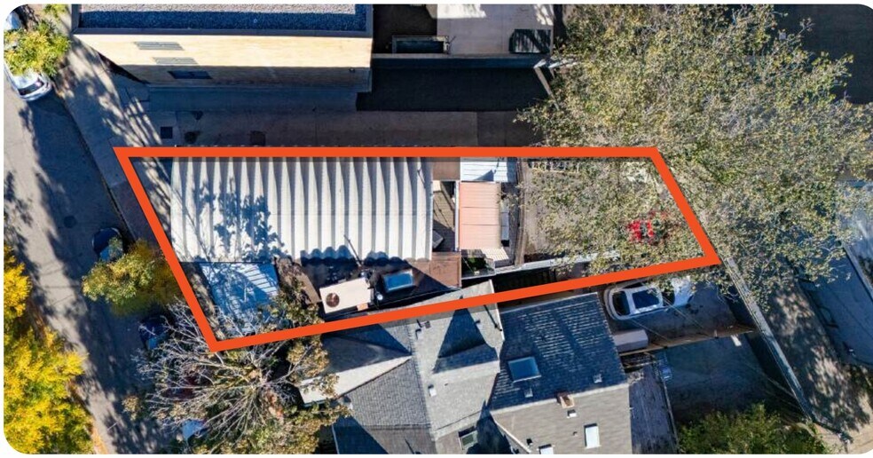 More Photos Of 115 Walnut Ave, Toronto Office For Sale
