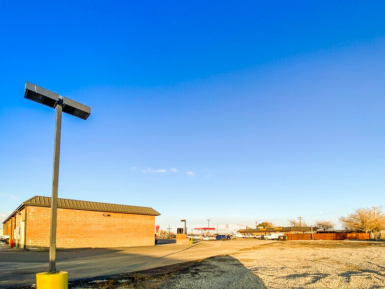 More Photos Of 11010 E 120th Ave, Henderson Service Station For Sale