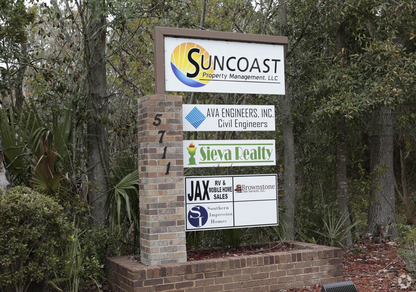 More Photos Of 5711 Richard St, Jacksonville Medical For Lease