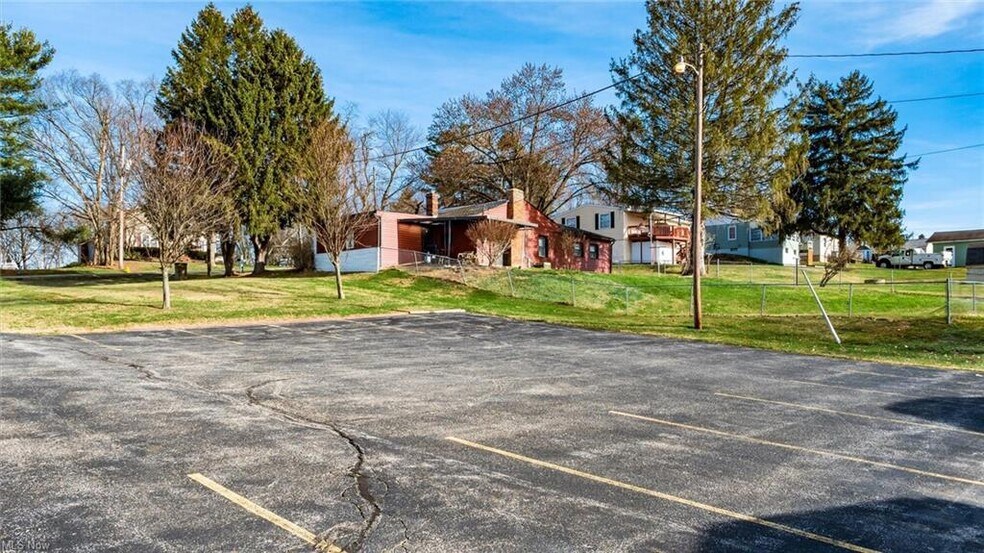 More Photos Of 870 Orchard Hill Rd, Zanesville Assisted Living For Lease