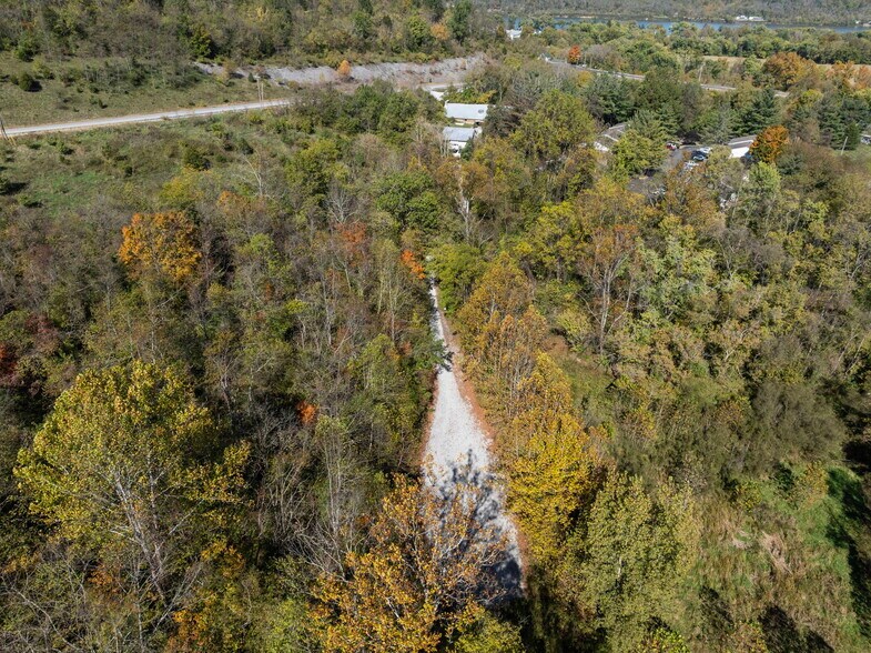 More Photos Of 4465 W Augusta Chatham Rd, Augusta Winery Vineyard For Sale