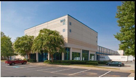 More Photos Of 1600 Cross Pointe Way, Duluth Warehouse For Lease