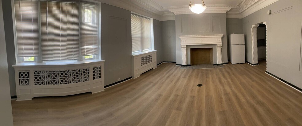 More Photos Of 600 James St, Syracuse Apartments For Sale