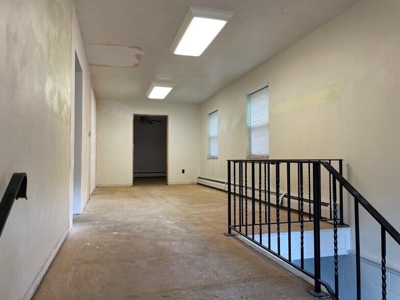 More Photos Of 115 Staunton St, Piqua Office For Sale