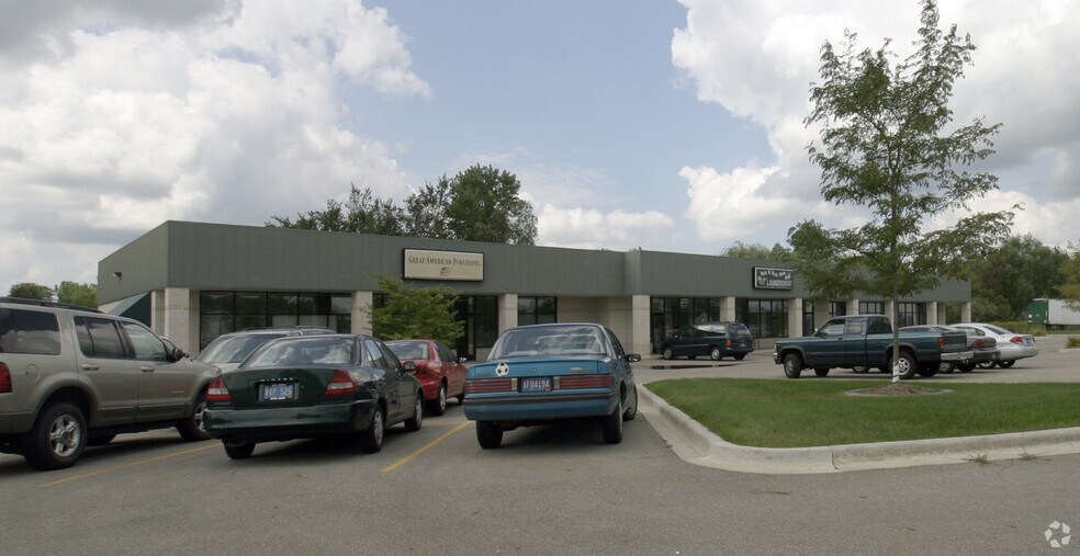 Primary Photo Of 75 Applewood Dr, Sparta General Retail For Sale