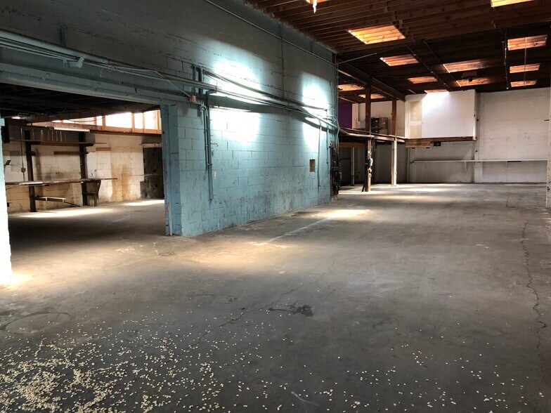 More Photos Of 1610 Armstrong Ave, San Francisco Warehouse For Lease