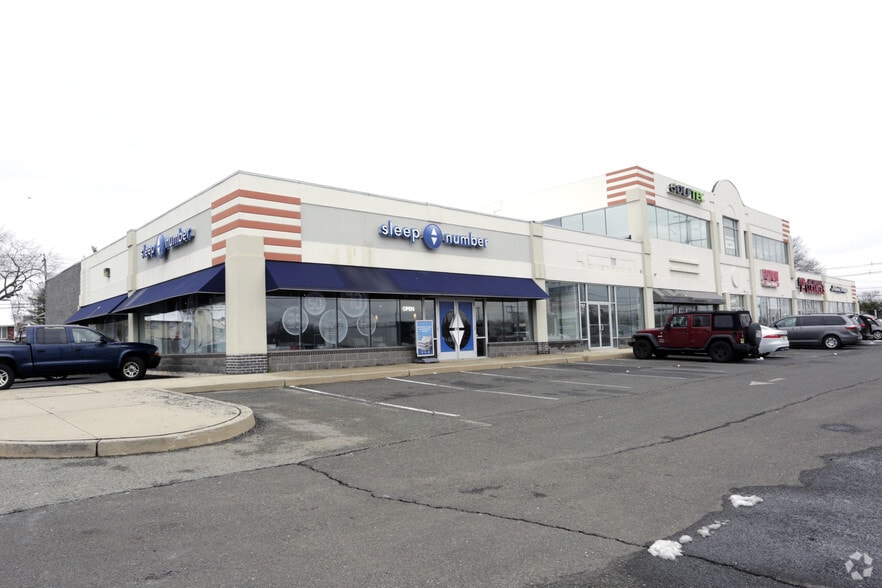 More Photos Of 171-185 Route 1, Metuchen Freestanding For Lease