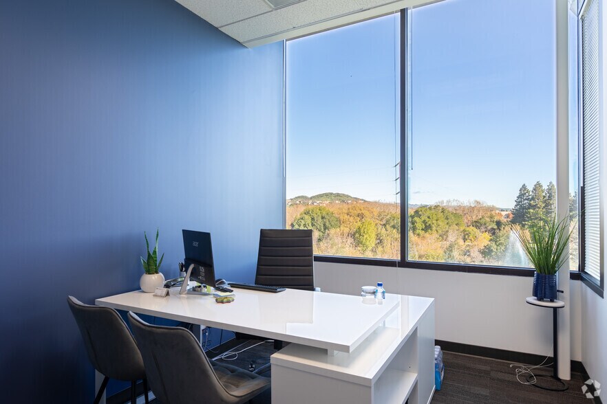 More Photos Of 5030 Business Center Dr, Fairfield Medical For Lease