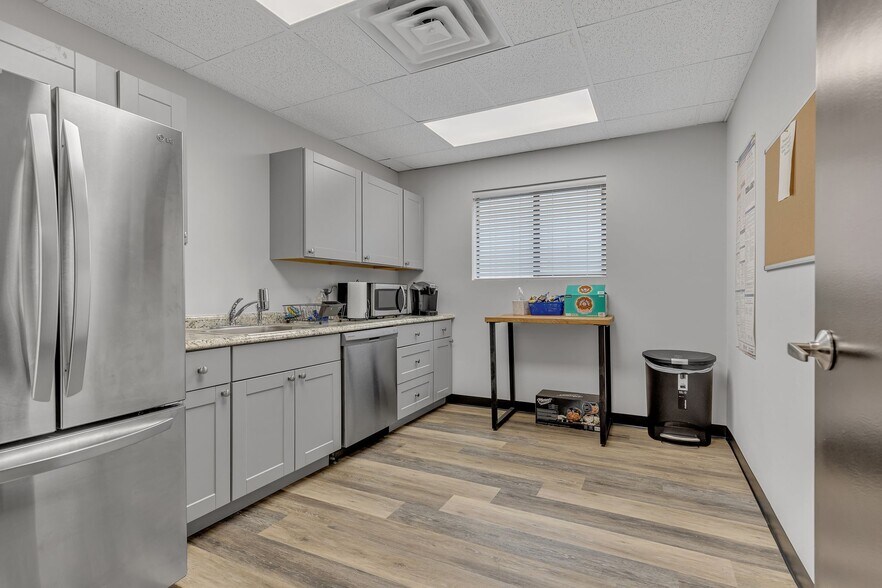 More Photos Of 2617 Grandview Ave, Nashville Office For Lease