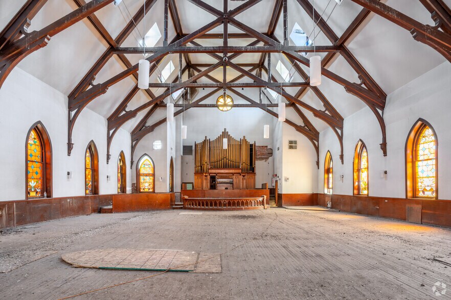 More Photos Of 1001 N Capitol St NE, Washington Religious Facility For Sale