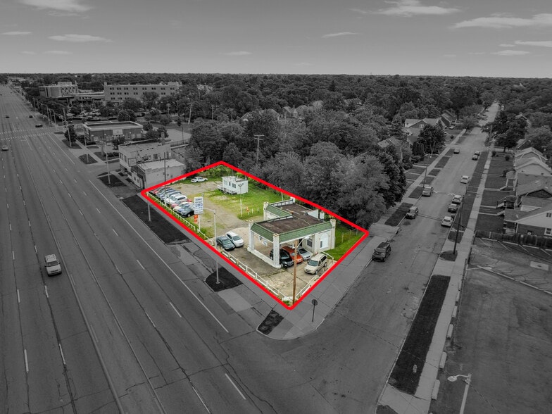 More Photos Of 14760 Gratiot Ave, Detroit Specialty For Sale