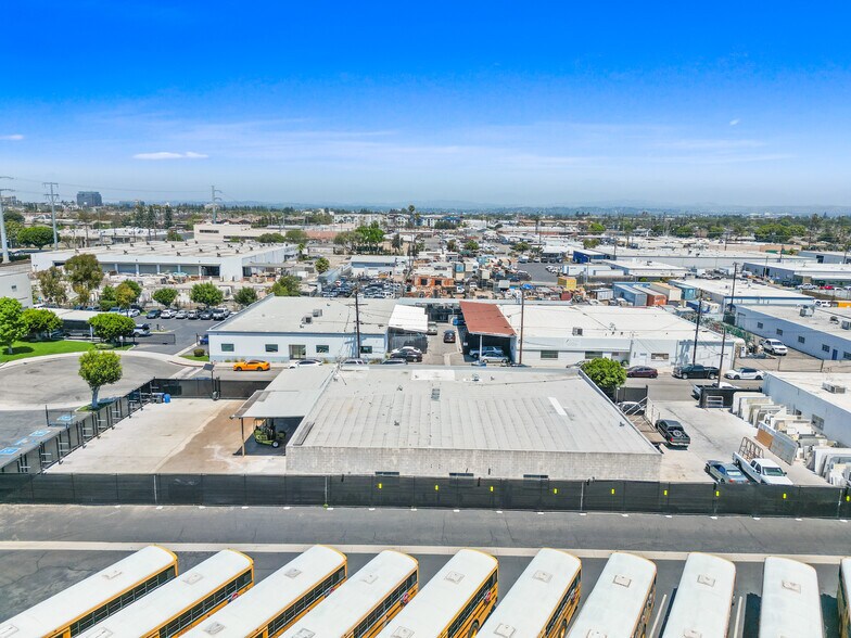 More Photos Of 1024-1026 E Arlee Pl, Anaheim Warehouse For Sale