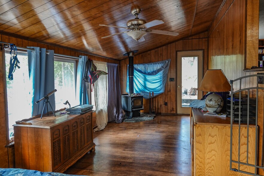 More Photos Of 6409 Kangaroo Creek Rd, Gazelle Land For Sale