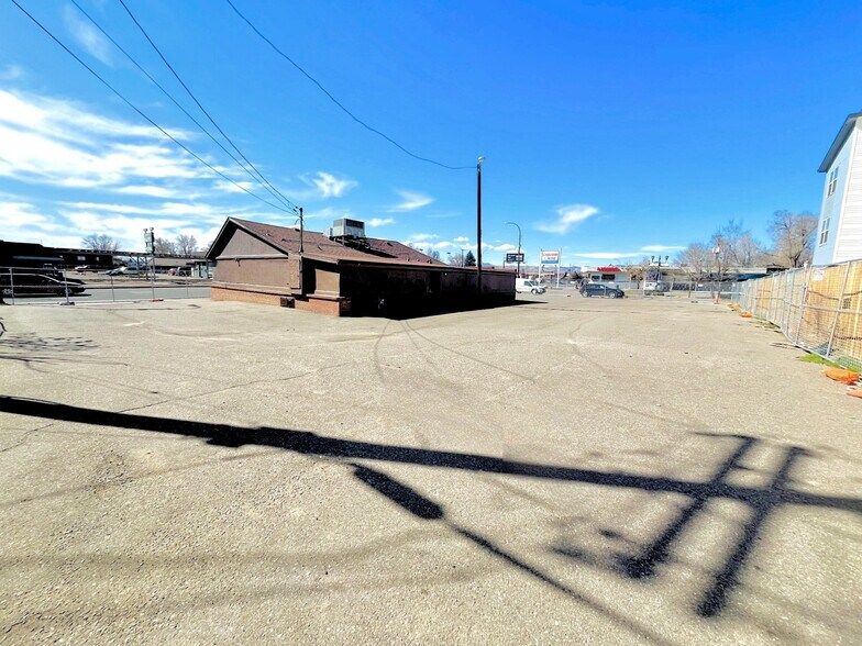 More Photos Of 6091 W Colfax Ave, Lakewood Bar For Sale