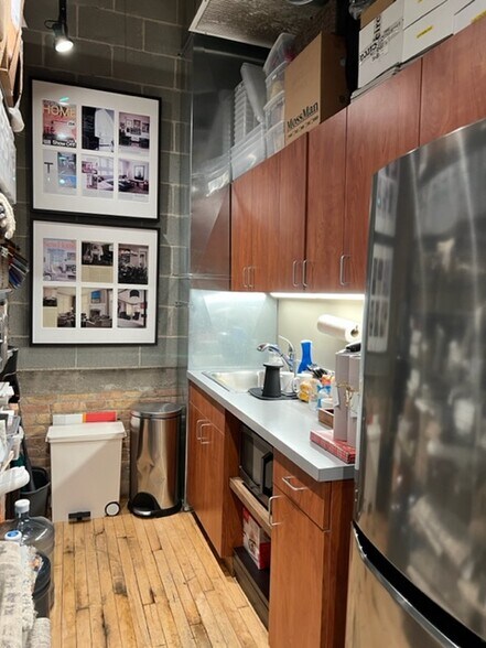 More Photos Of 1901 N Clybourn Ave, Chicago Loft Creative Space For Lease