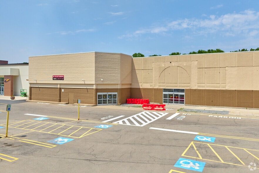 More Photos Of 6720 Pittsford Palmyra Rd, Fairport Unknown For Lease