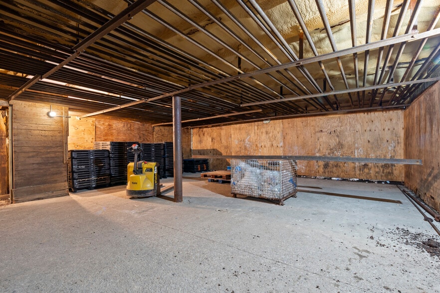 More Photos Of 120 E Broadway St, West Memphis Flex For Sale