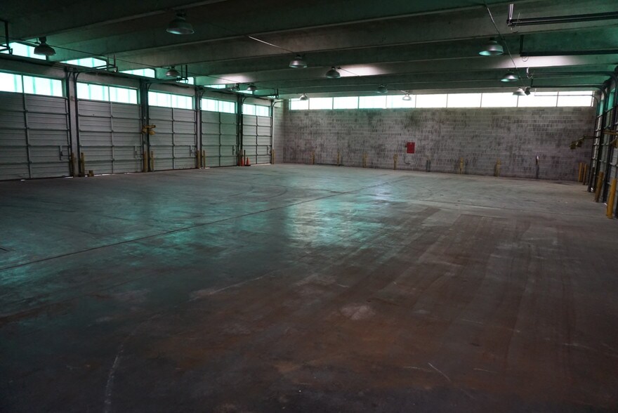 More Photos Of 5506 Jefferson Pky, Pine Bluff Truck Terminal For Sale