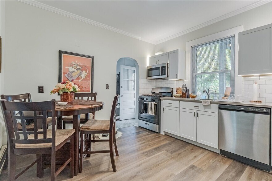 More Photos Of 125 Washington St, Morristown Apartments For Sale