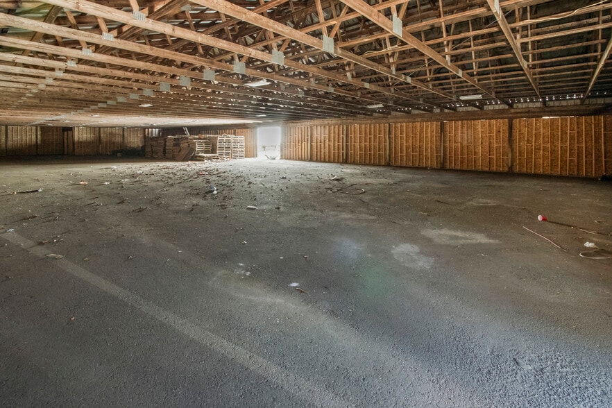 More Photos Of 2660 Main Rd, Franklinville Contractor Storage Yard For Sale