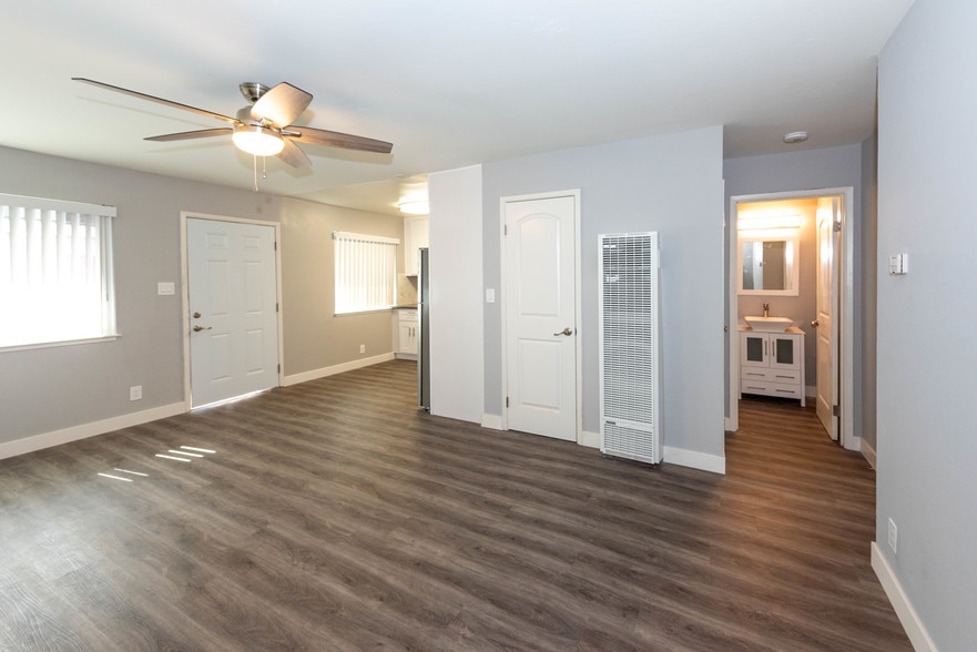 More Photos Of 52 Cleveland Ave, San Jose Apartments For Sale
