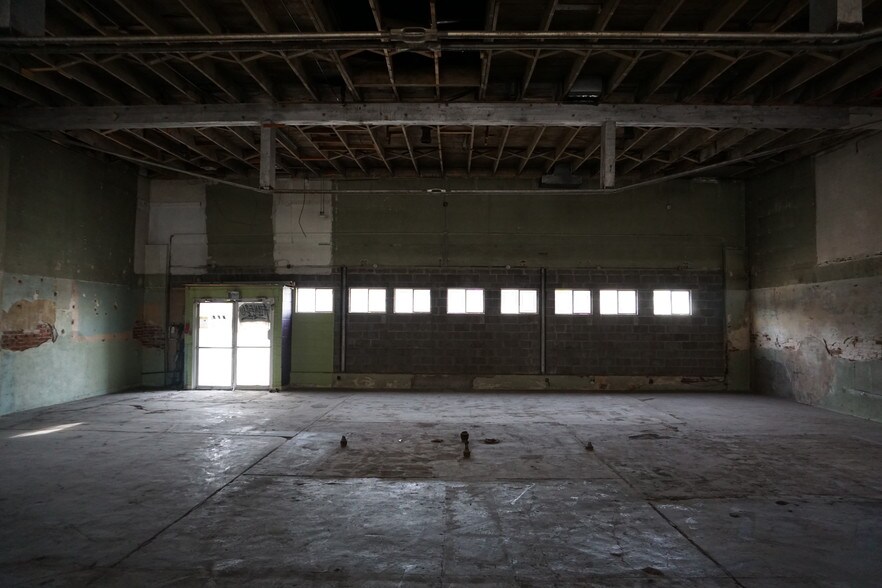 More Photos Of 788 S Broadway, Denver Storefront For Lease