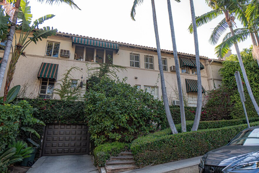 More Photos Of 8468 Fountain Ave, West Hollywood Apartments For Sale