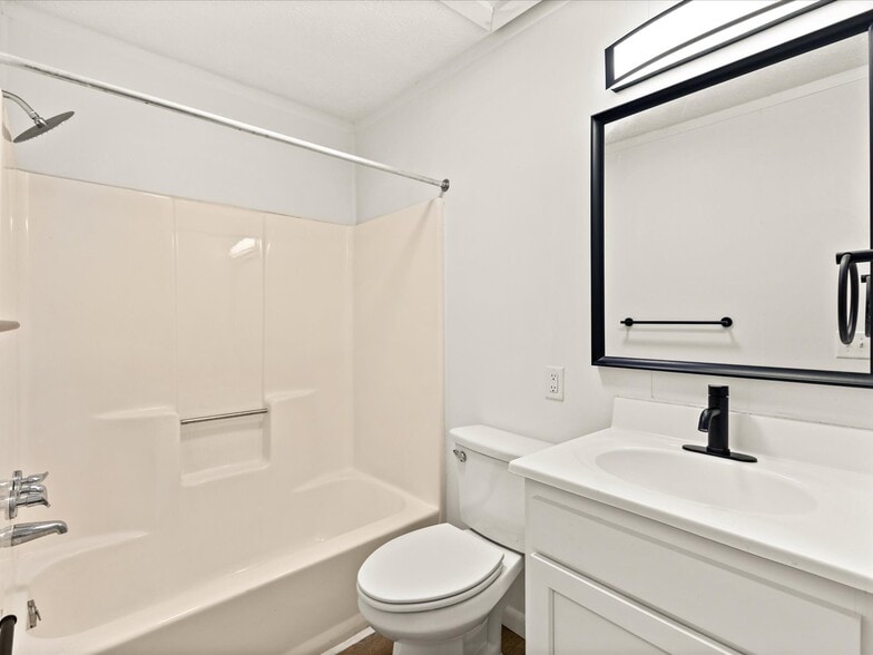 More Photos Of 112 Becky Dr, Greeneville Apartments For Sale