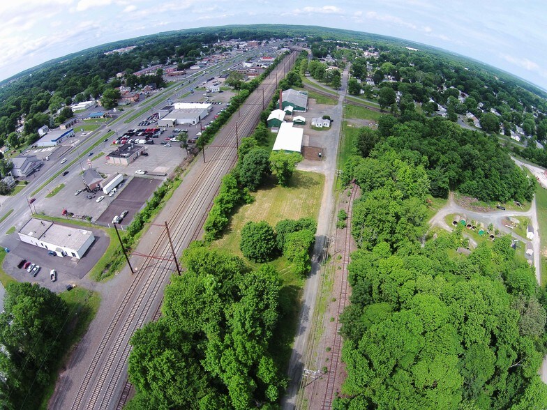More Photos Of 200 S Post Rd, Aberdeen Warehouse For Lease
