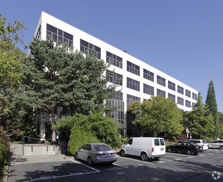 More Photos Of 5100 S Macadam Ave, Portland Office For Lease