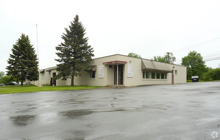 Primary Photo Of 20-24 Trade Rd, Plattsburgh Flex For Sale