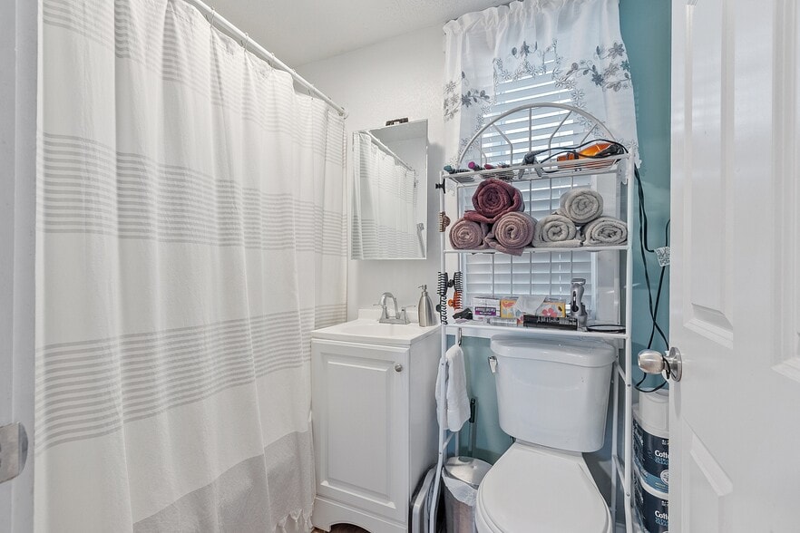 More Photos Of 122 Laurel St, Fitchburg Multifamily For Sale