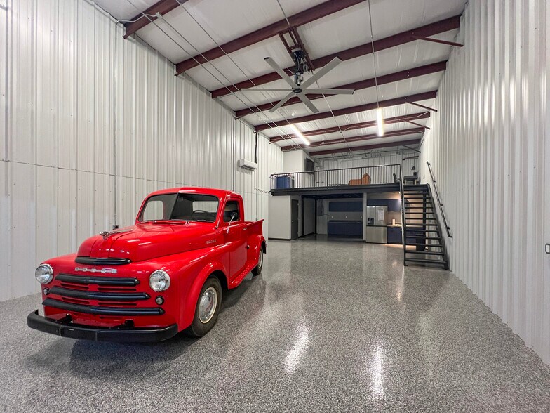 More Photos Of 16571 Broadway St, Glenpool Self Storage For Sale