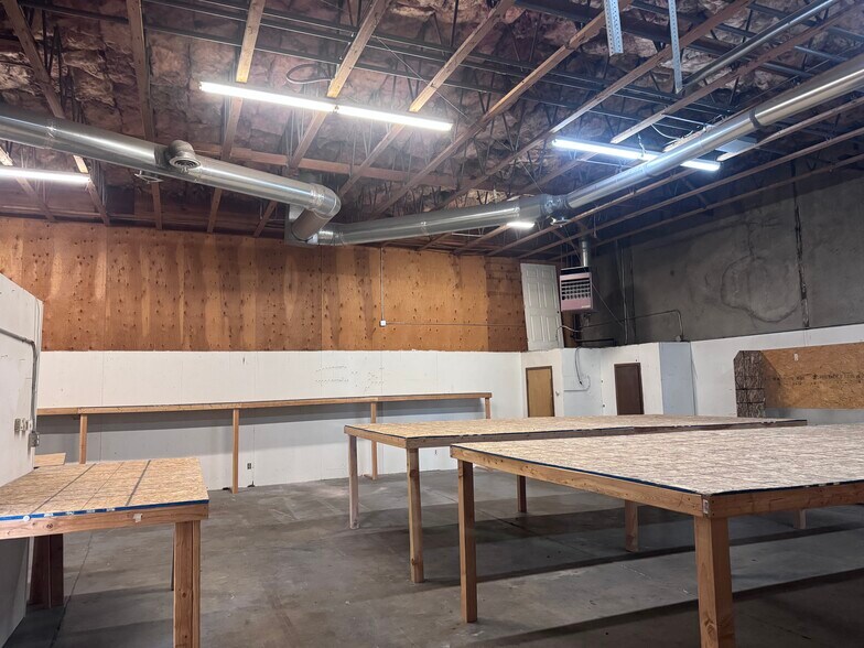 More Photos Of 4501 W Chinden Blvd, Garden City General Retail For Lease