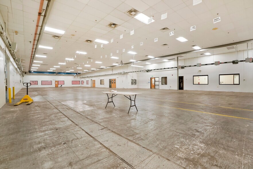 More Photos Of 6268 Monarch Park Pl, Longmont Industrial For Sale