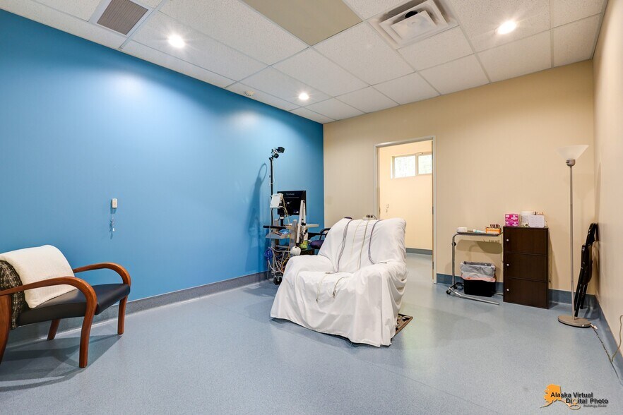 More Photos Of 4551 E Bogard Rd, Wasilla Medical For Sale