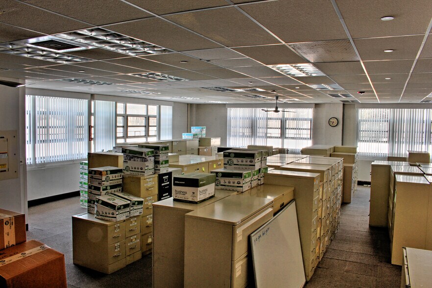 More Photos Of 150 Congress St, Keene Industrial For Sale